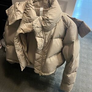 Lululemon Wunder Puff Super Cropped Jacket Size 8